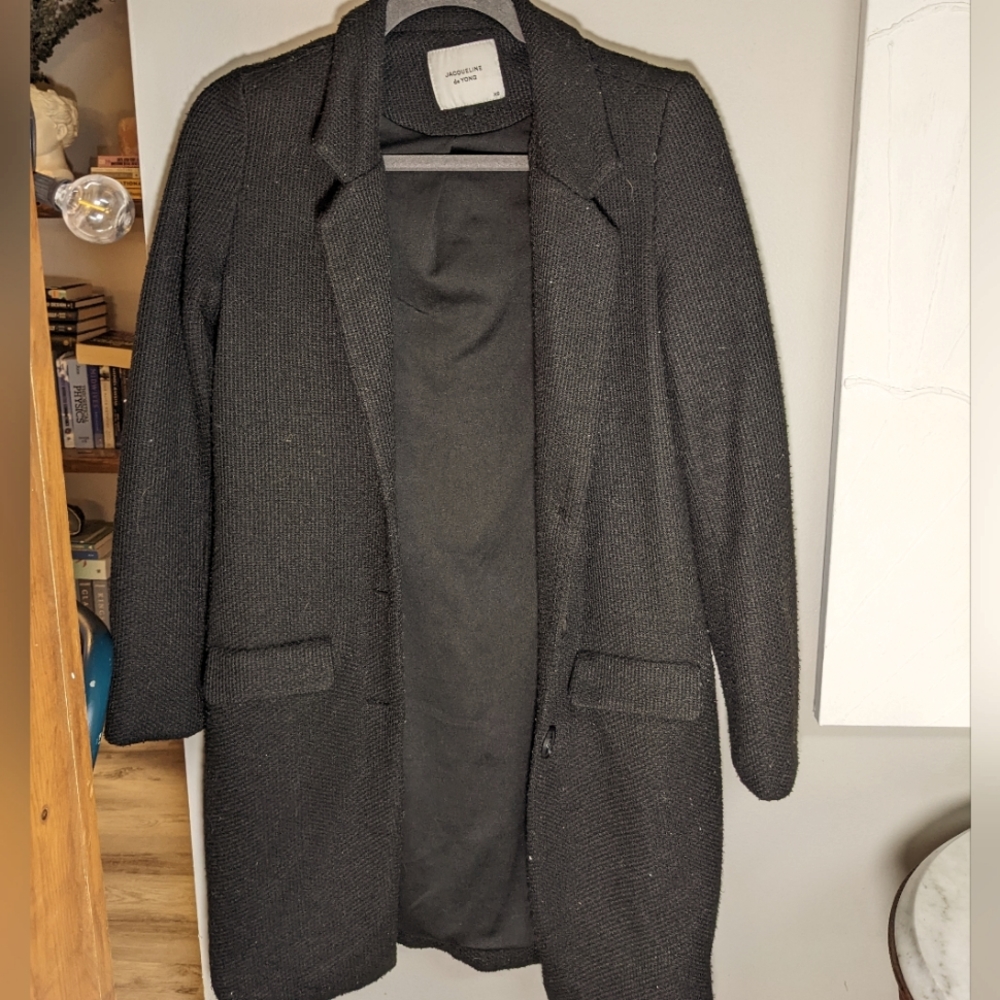 Jacqueline d Young coat